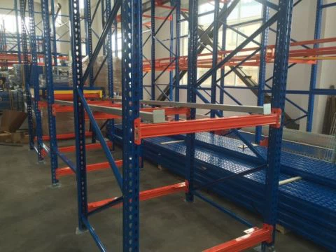 Dorong Kembali Pallet Rack